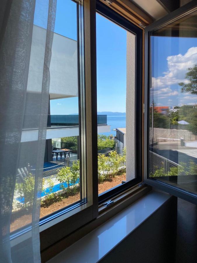 Sea View Deluxe Apartment Rijeka Exterior photo